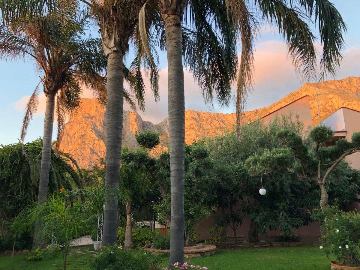 פלרמו Villa Megna - Green Paradise B&B מראה חיצוני תמונה